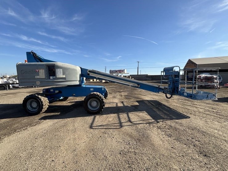 2013-genie-s40-image-7