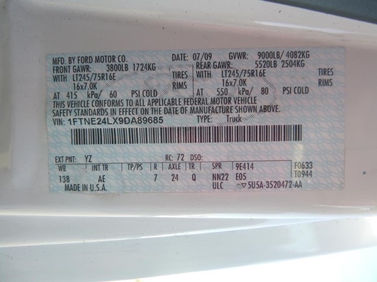 2009-ford-e250-image-18