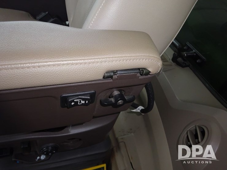 2024-john-deere-412r-image-135