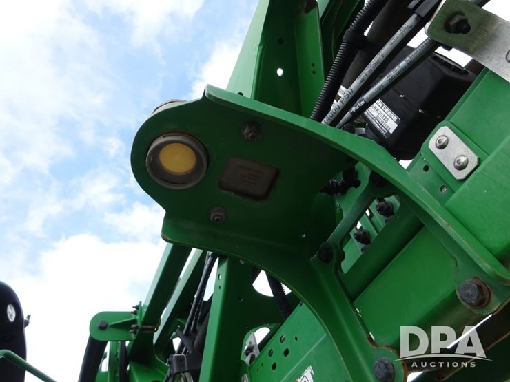 2021-john-deere-r4045-image-63
