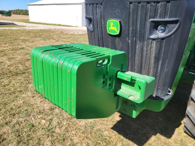 2011-john-deere-8235r-image-9