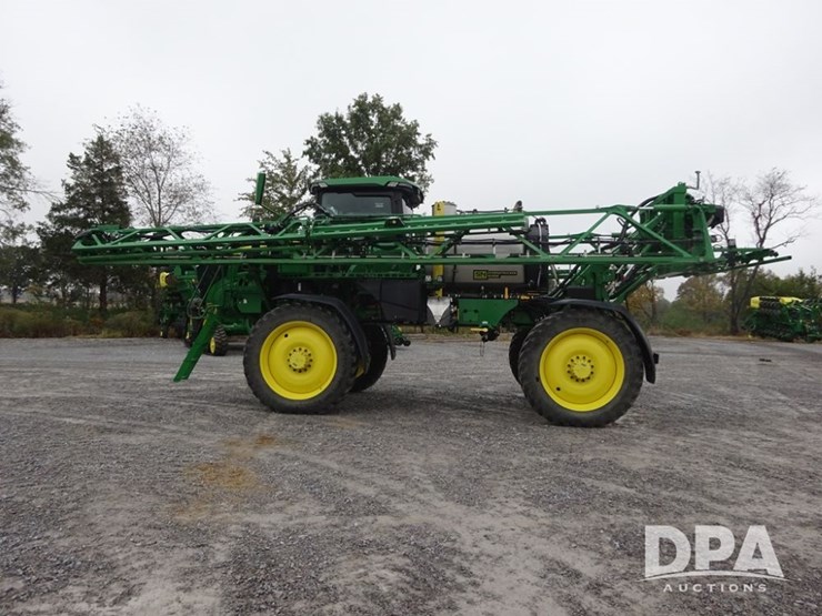 2022-john-deere-410r-image-41