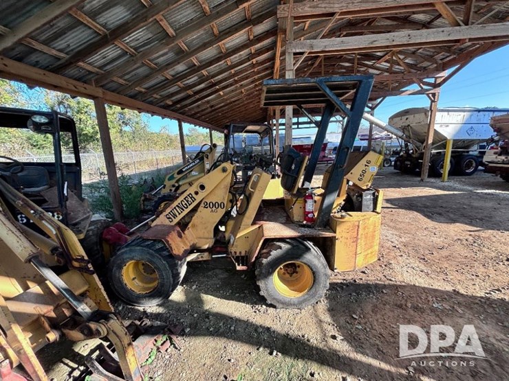 2001-swinger-2000-image-6