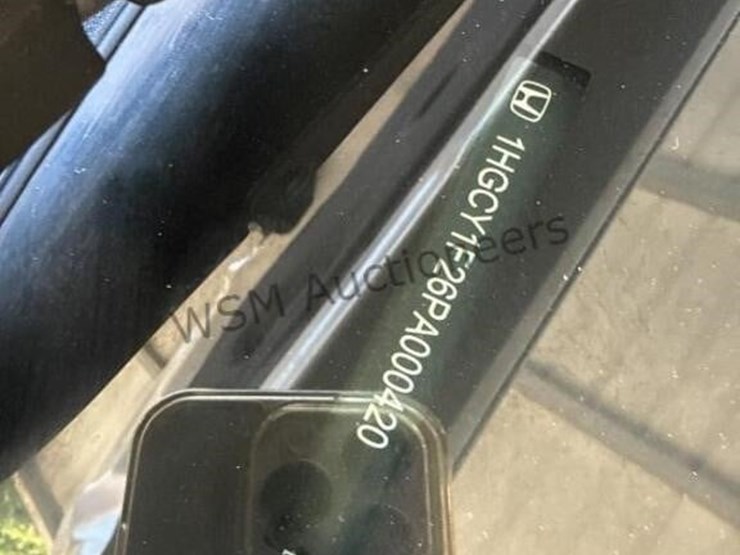 2023-honda-accord-lx-sdn-image-13