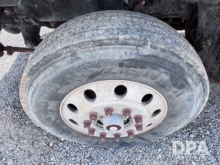 1993-mack-ch613-image-23