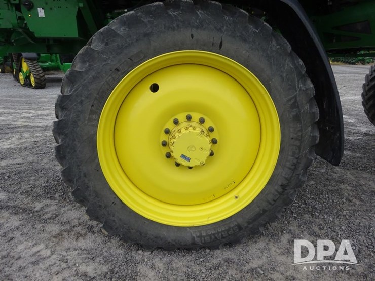 2022-john-deere-410r-image-48