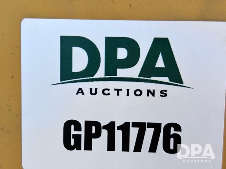 2001-swinger-2000-image-36