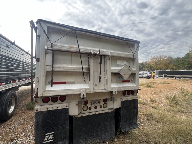 2000-travis-]-image-4