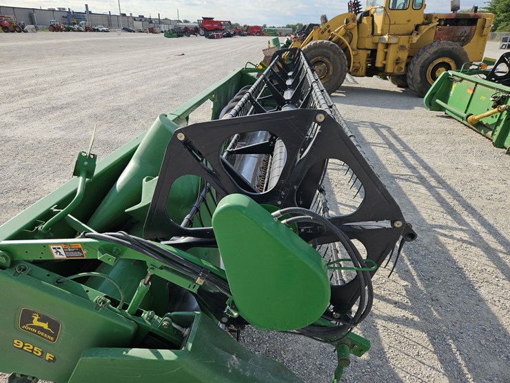 2001-john-deere-925f-image-13