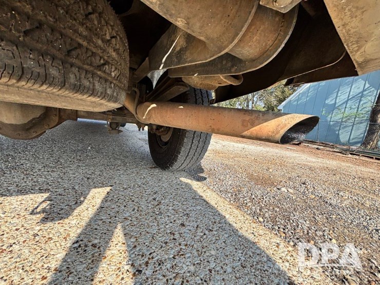 2009-chevrolet-silverado-2500hd-image-38