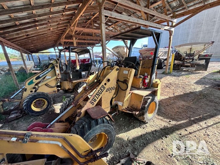 2001-swinger-2000-image-7