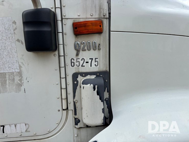 2005-international-9200i-image-53