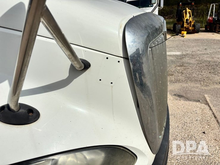 2010-international-prostar-image-53