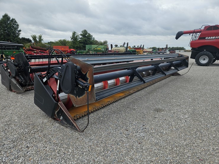 1998-case-ih-1010-image-1