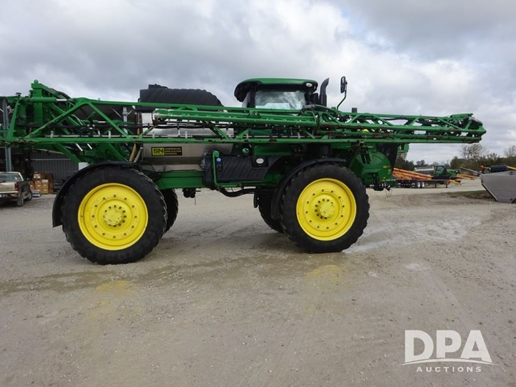 2021-john-deere-r4045-image-42