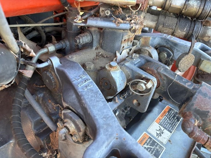 2006-kubota-m6040-image-20