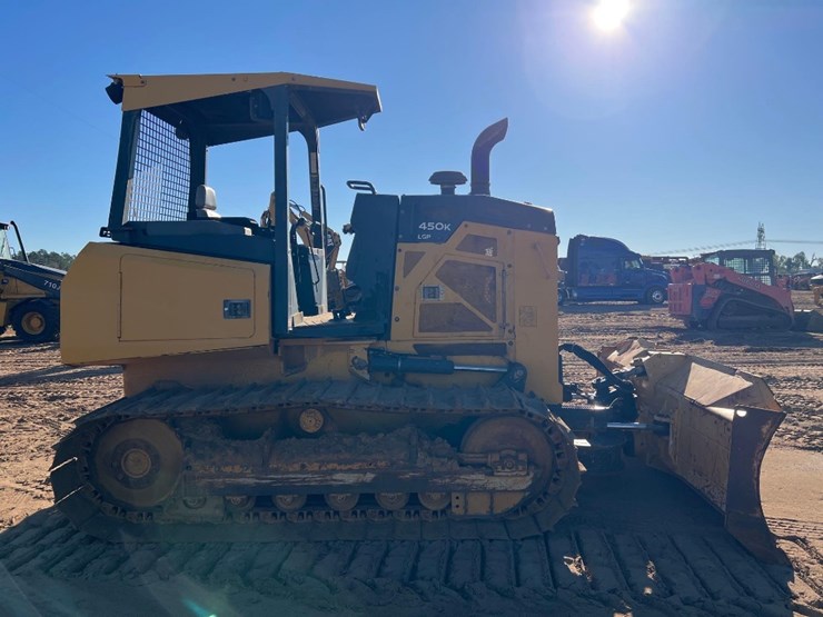 deere-450k-lgp-image-5