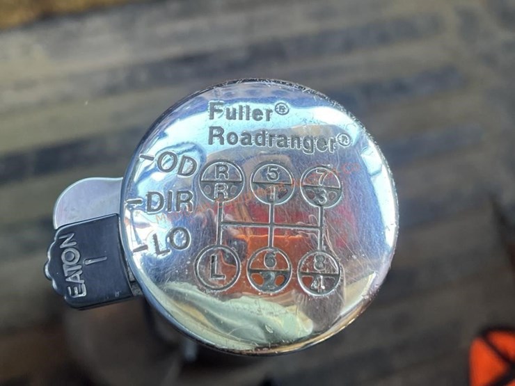 1979-ford-9000-image-28