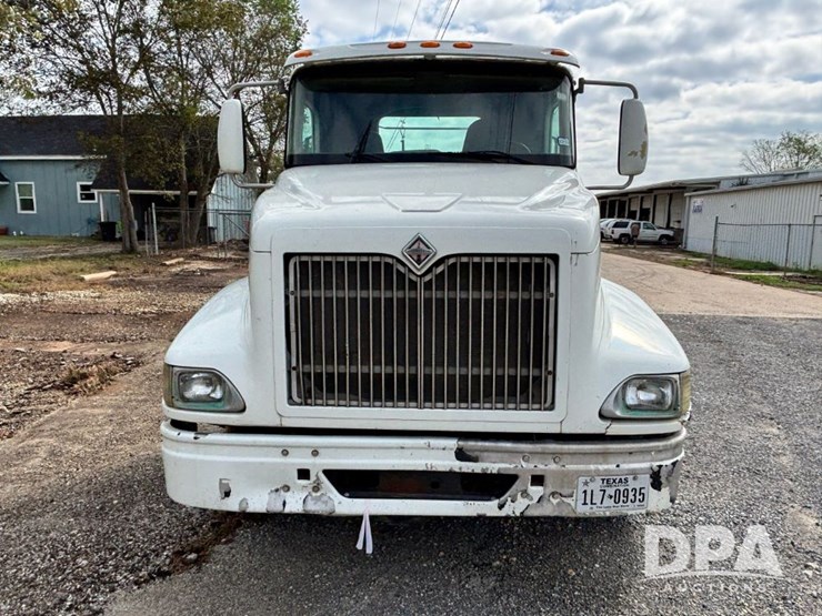 2005-international-9200i-image-4