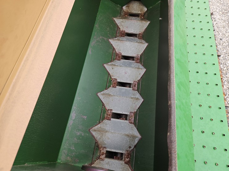 great-plains-solid-stand-15-image-9