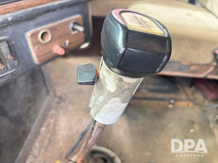 1994-freightliner-fld120-image-78