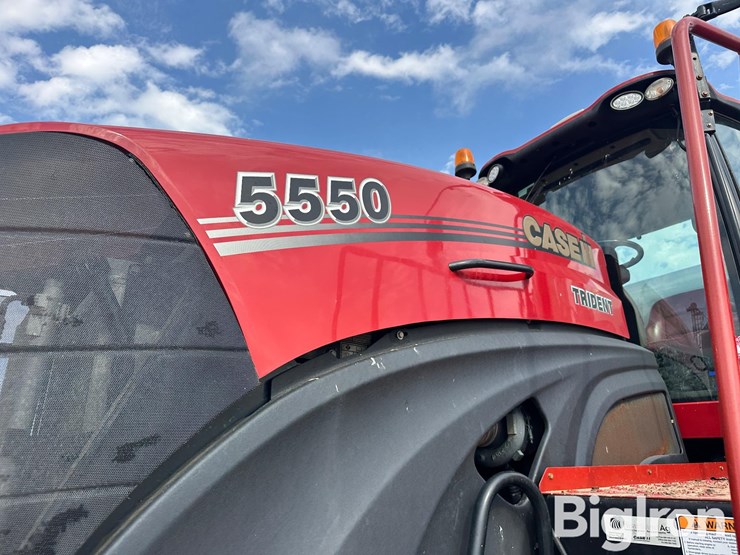 2019-case-ih-trident-5550-image-13