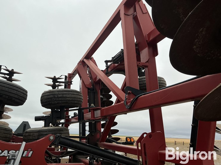 2013-case-ih-370-image-18