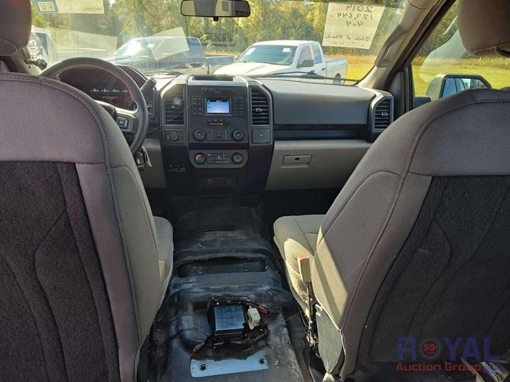 2019-ford-f150-image-32