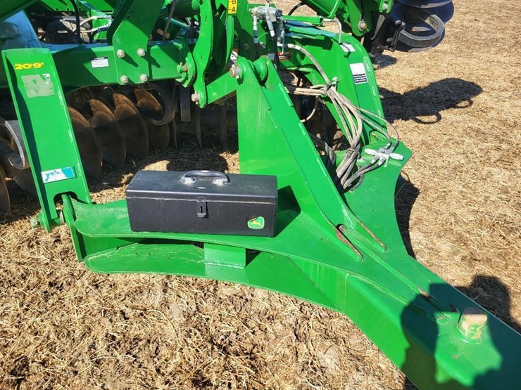 2012-john-deere-2620-image-76