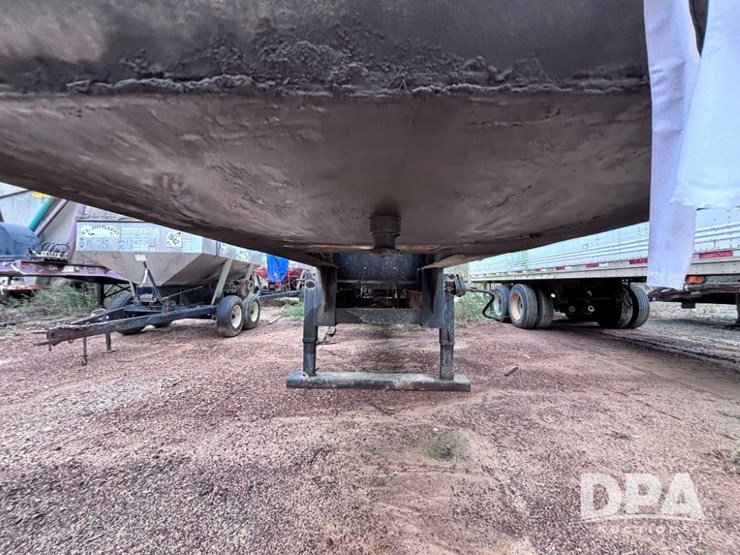 2004-magnolia-trailer-image-16