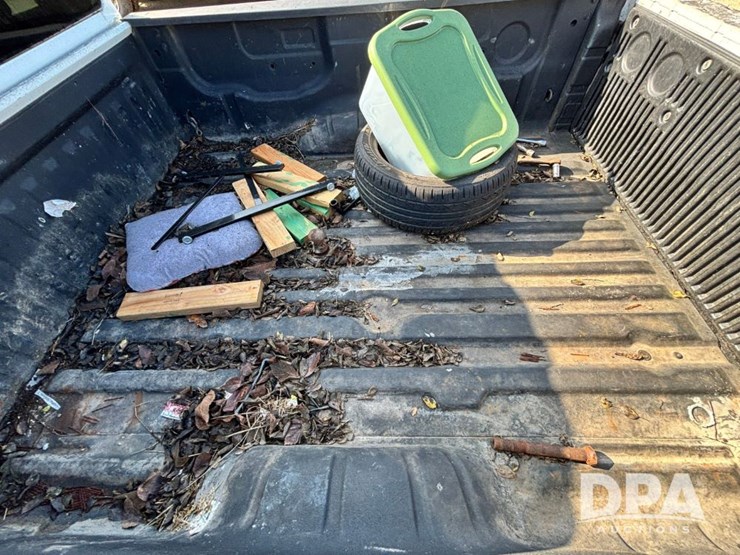 2018-nissan-titan-image-30