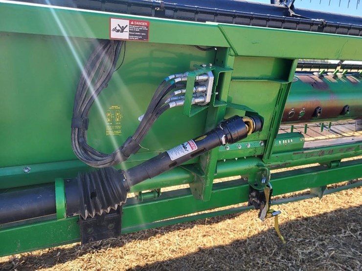 john-deere-630f-image-45