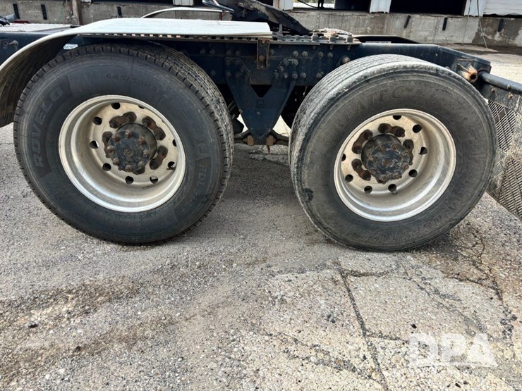 2010-international-prostar-image-30