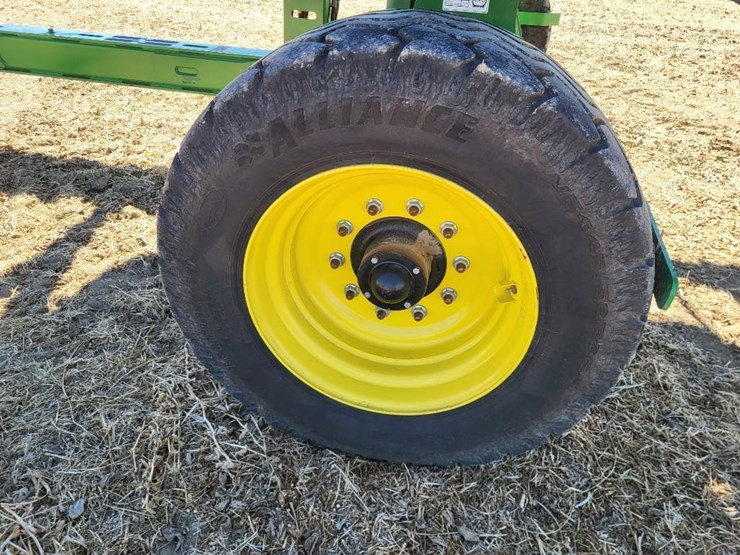 2021-john-deere-1745-image-25