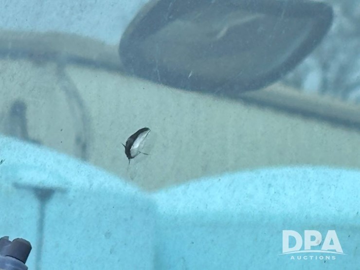 2005-kenworth-t300-image-52