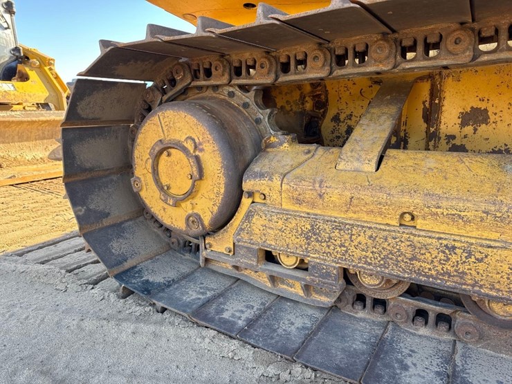 caterpillar-d4g-lgp-image-13