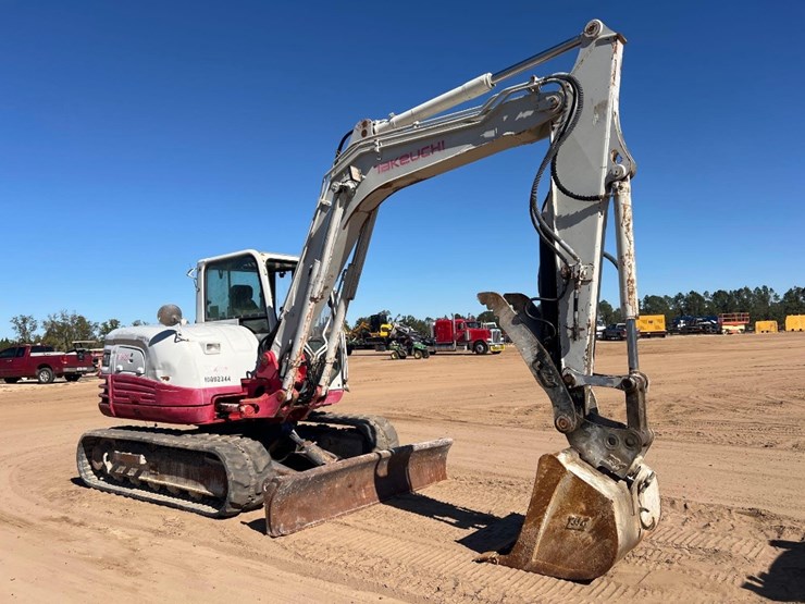 takeuchi-tb285-image-6