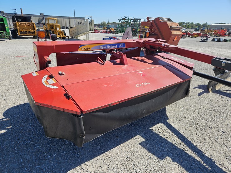 2009-new-holland-h7230-image-3