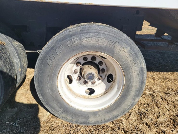 2021-lime-city-equipment-steel-tandem-axle-semi-hopper-trailer---one-owner-image-43