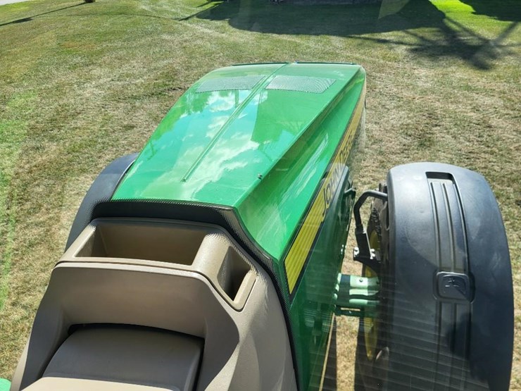 2011-john-deere-8235r-image-73