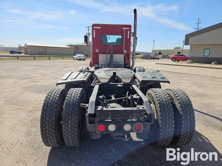 2019-kenworth-t800-image-6