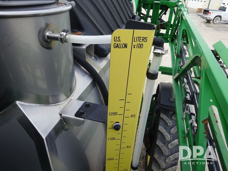 2021-john-deere-r4045-image-116