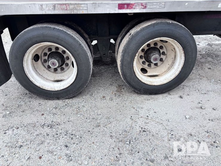 2004-magnolia-trailer-image-33