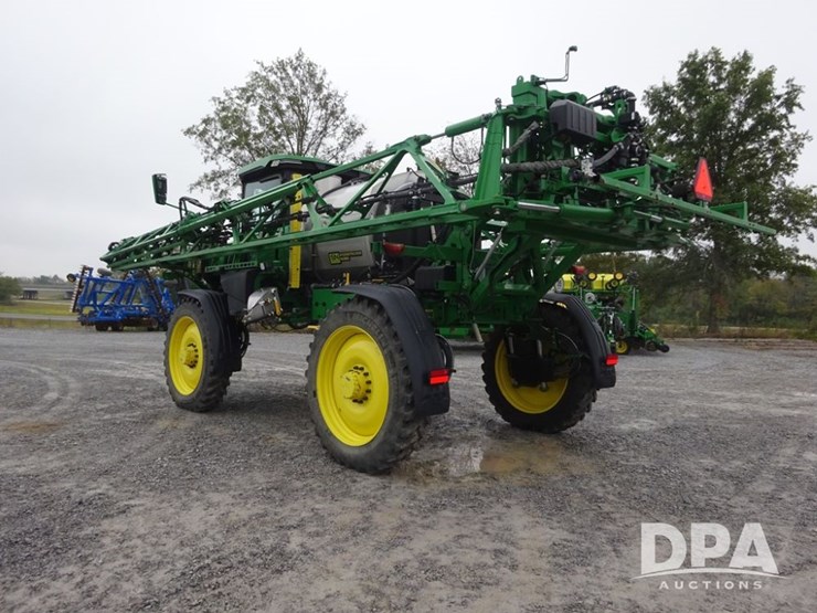 2022-john-deere-410r-image-33