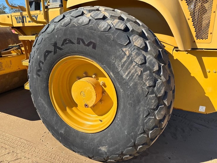 caterpillar-cs-563-image-9