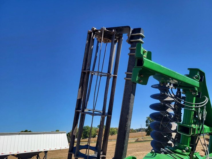 2012-john-deere-2620-image-36