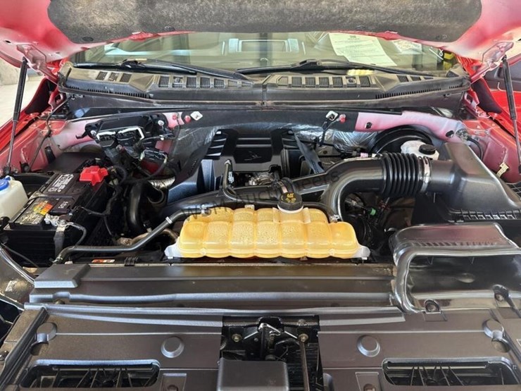 2016-ford-f150-image-12