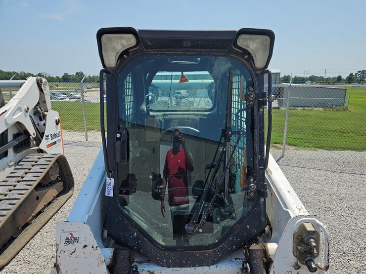 bobcat-t650-image-4