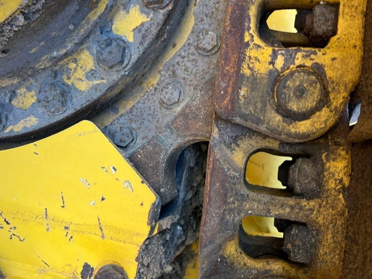 komatsu-d39px-24-image-15