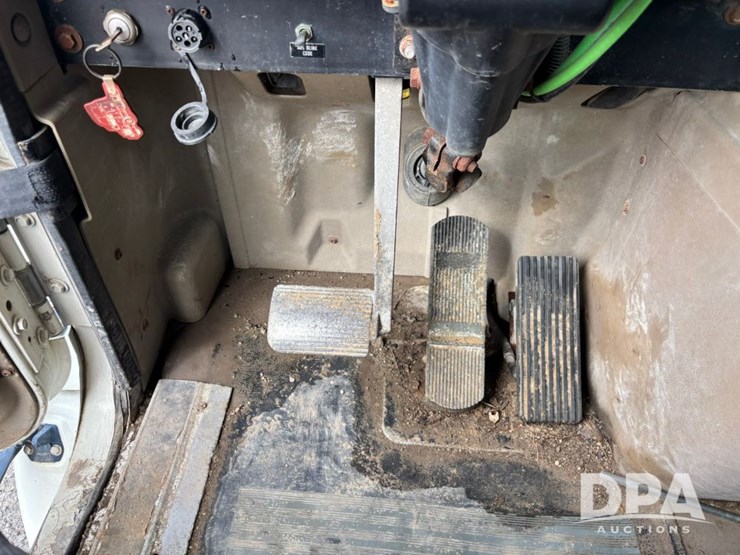 2005-international-9200i-image-77